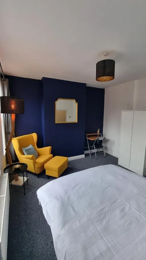 اتصالات En Suite Room With Kitchen Facilities 